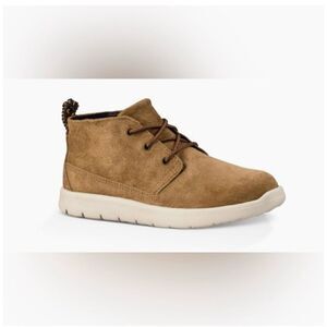 UGG Boys Canoe Tan Suede Leather Chukka Lace Up  Boot Treadlite Youth Sz 1 Fall